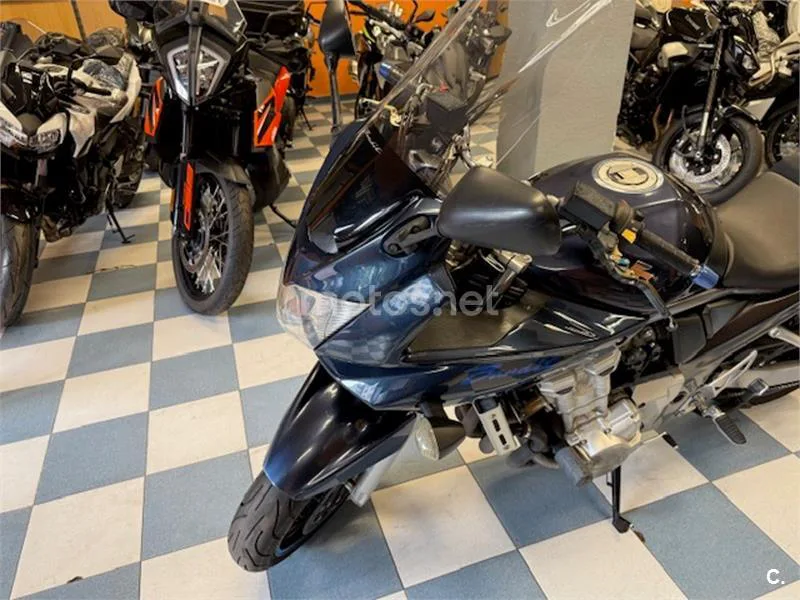Suzuki Bandit 650 S – Vista 6