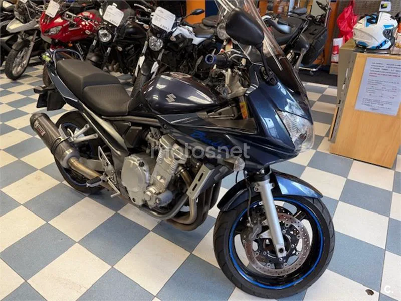 Suzuki Bandit 650 S – Vista 8