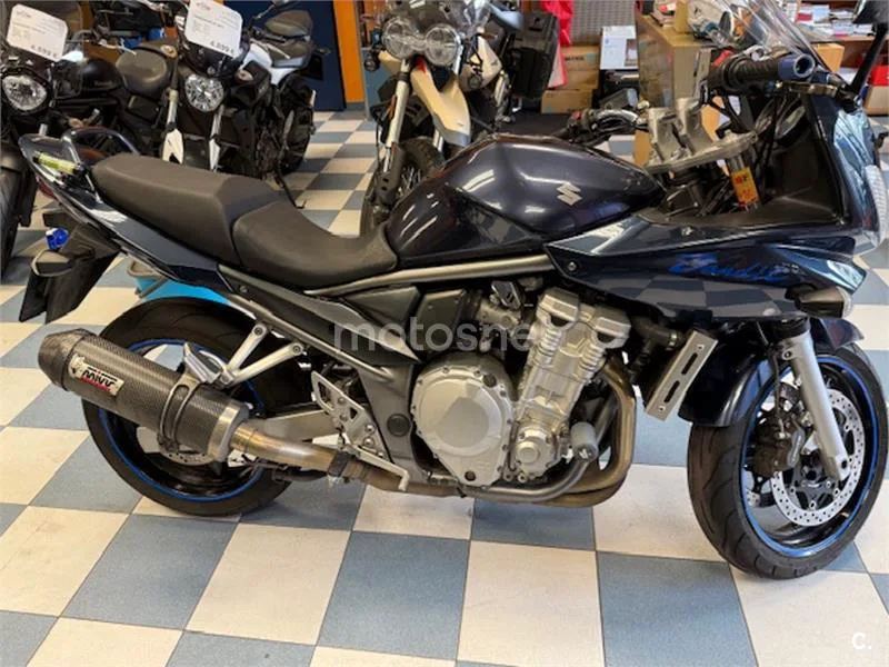 Suzuki Bandit 650 S – Vista 10