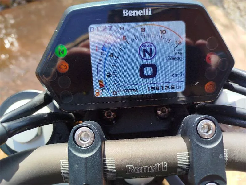Benelli 502 C – Vista 5