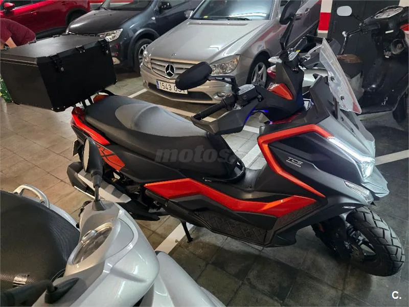 Kymco DTX 125 – Vista 3