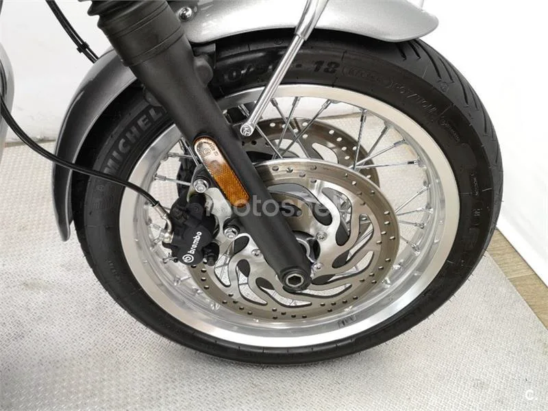 Triumph Bonneville T120 – Vista 15