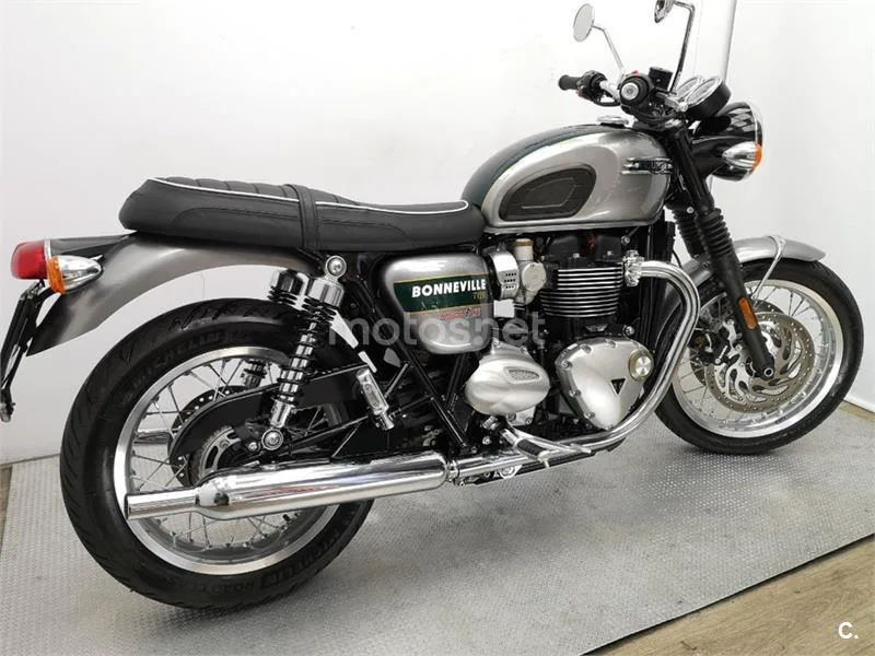 Triumph Bonneville T120 – Vista 8