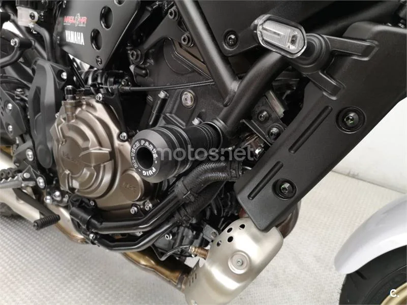Yamaha XSR 700 – Vista 12