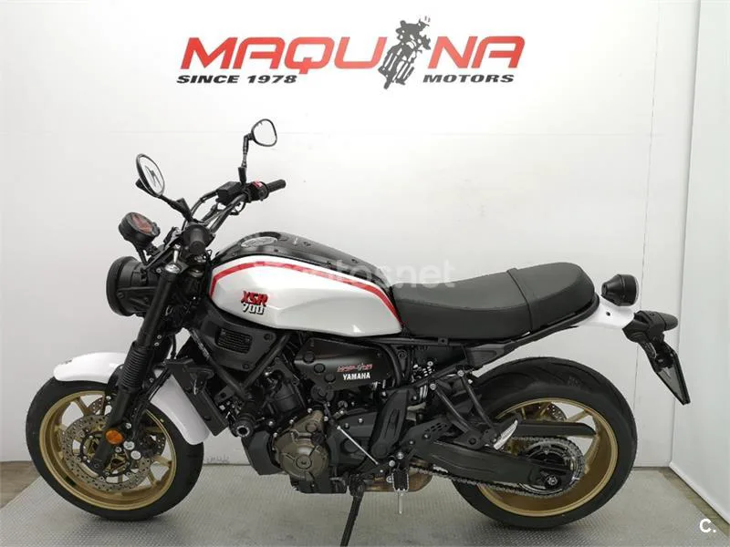Yamaha XSR 700 – Vista 14