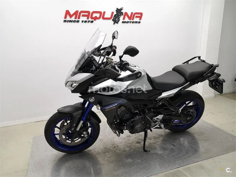 Yamaha MT-09 Tracer – Vista 15