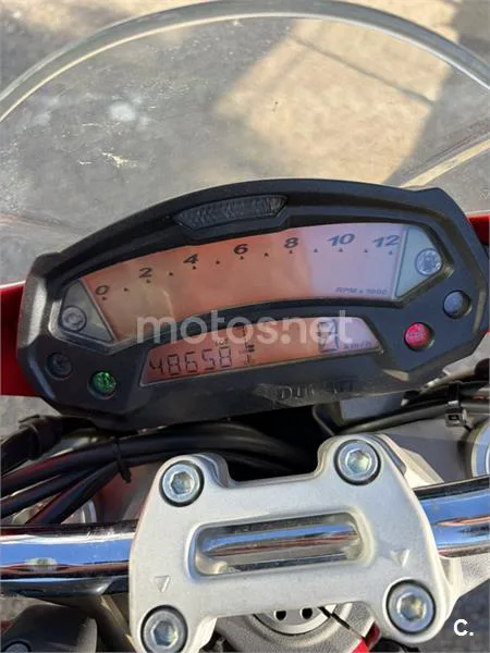 Ducati Monster 696 – Vista 5