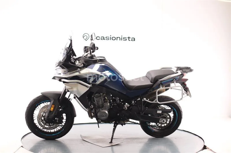 CFMOTO 800MT – Vista 4