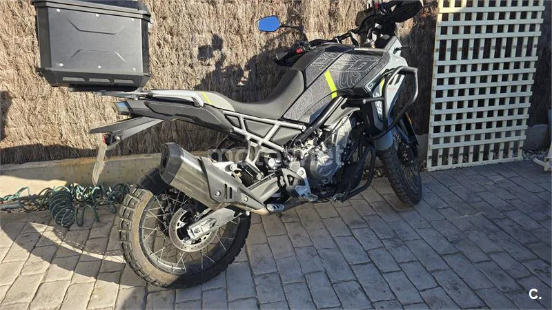 CFMOTO 450MT – Vista 3
