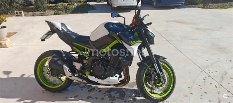 Kawasaki Z900 – Vista 3