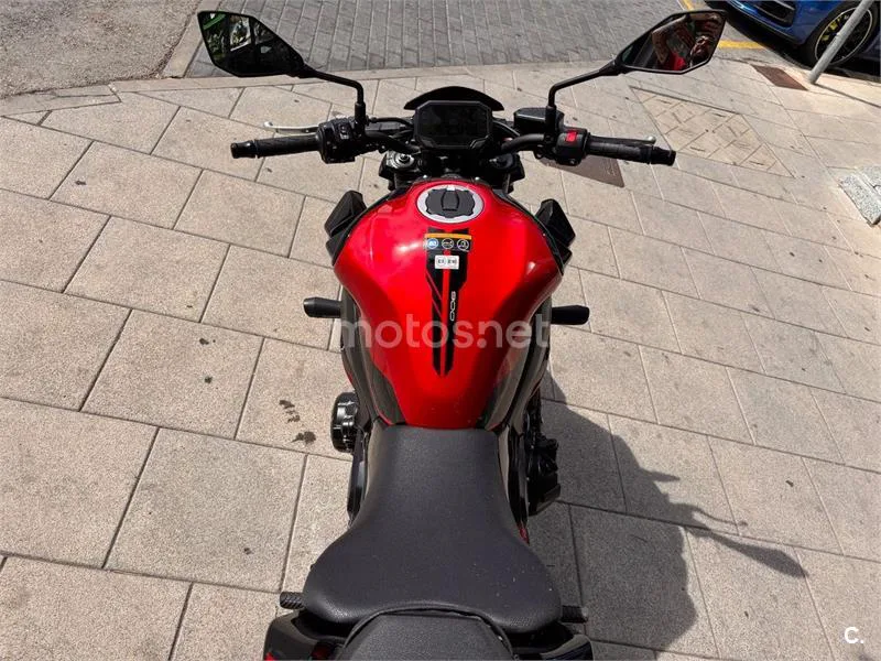 Kawasaki Z900 - Vista 9