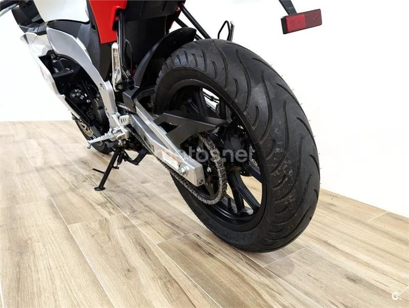 Aprilia RS 125 – Vista 10