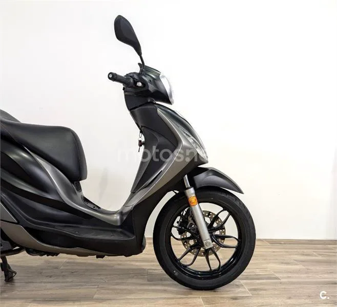 Piaggio Medley – Vista 4