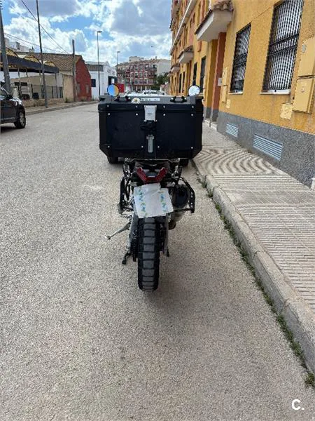 Aprilia Tuareg 660 – Vista 3