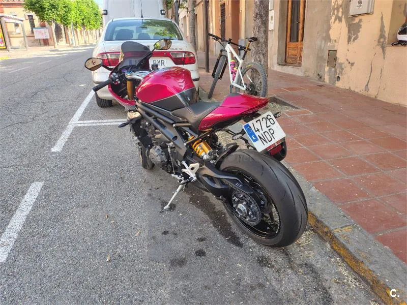 Triumph Speed Triple – Vista 5