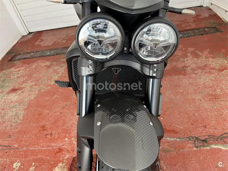 Triumph Rocket 3 – Vista 3