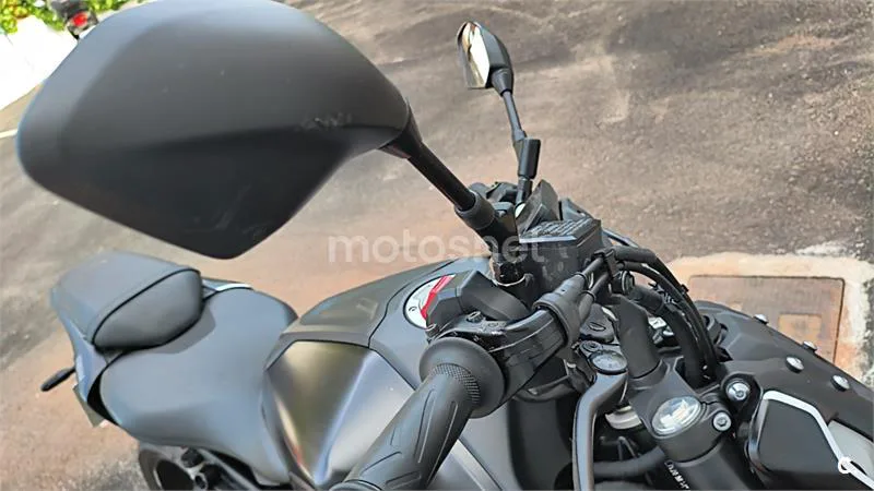 Yamaha MT-07 - Vista 5