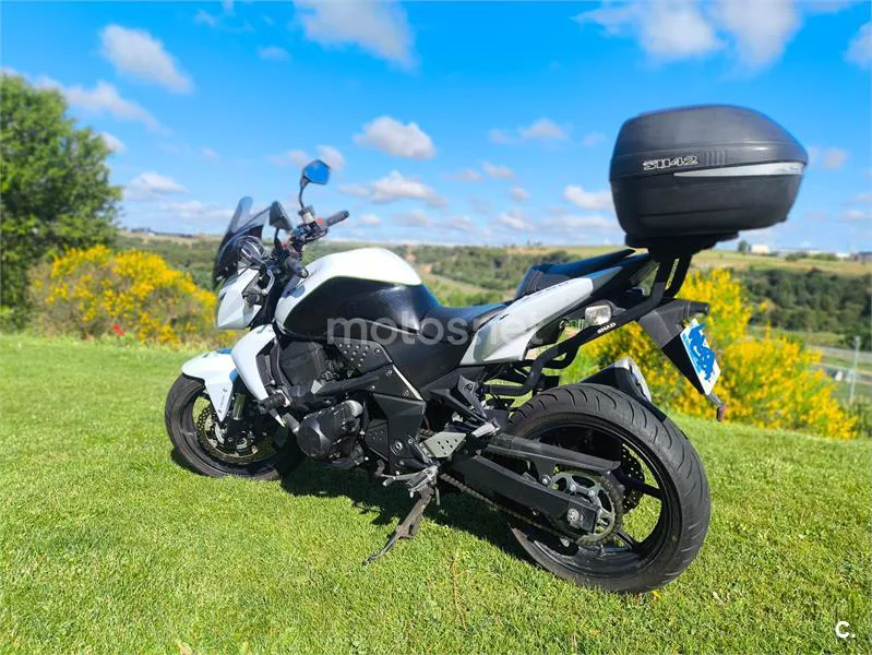 Kawasaki Z 750 – Vista 2