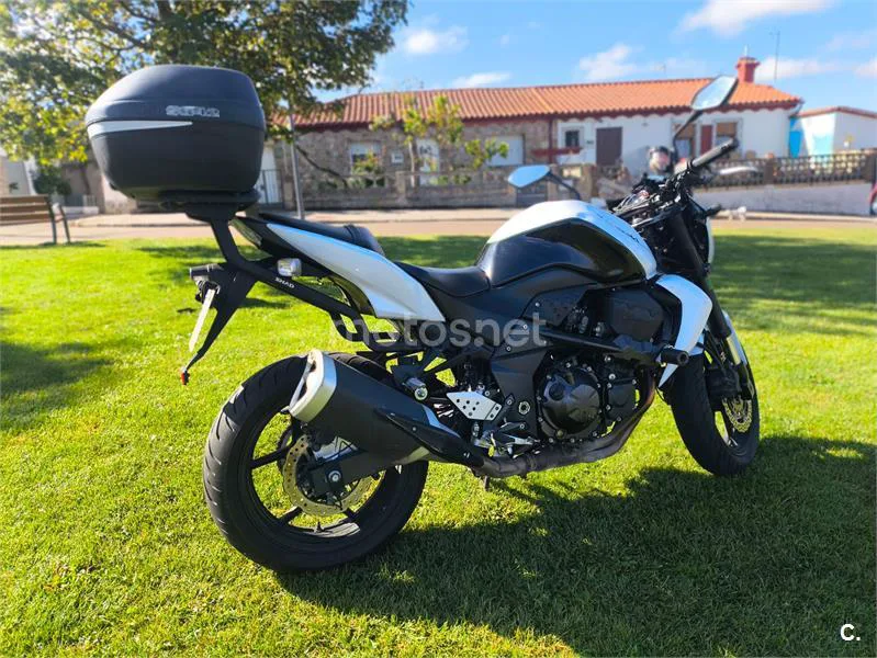 Kawasaki Z 750 – Vista 13