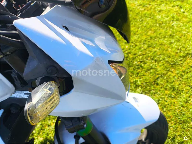 Kawasaki Z 750 – Vista 4