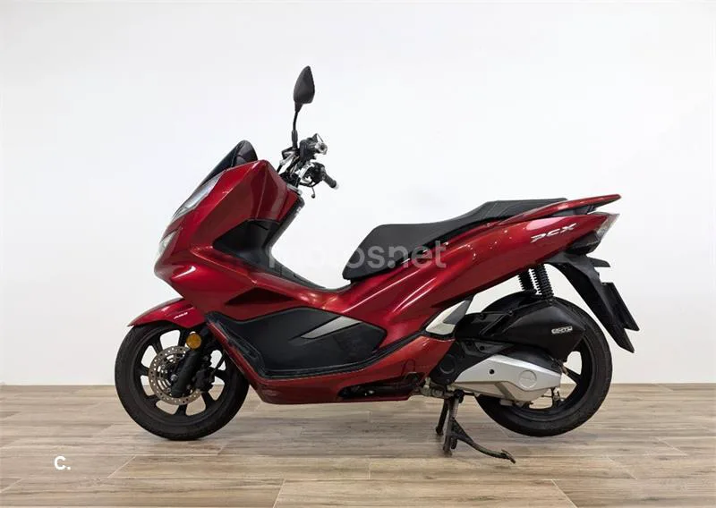 Honda PCX 125 – Vista 5