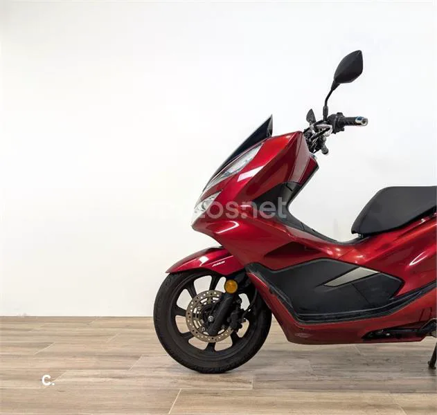 Honda PCX 125 – Vista 8
