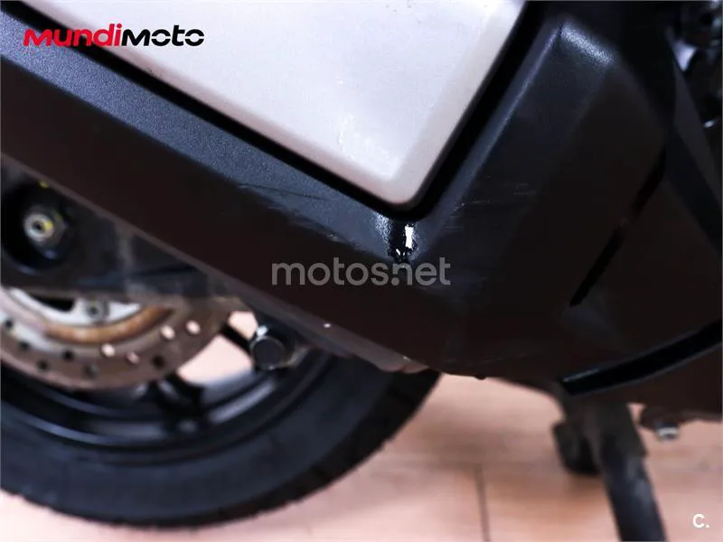 Honda ADV 350 – Vista 21
