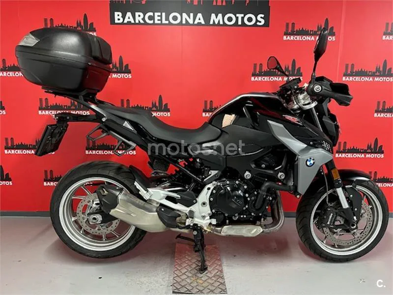 BMW F 900 R – Vista 3