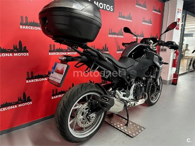 BMW F 900 R – Vista 6