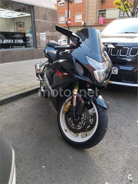 Suzuki GSX R600 – Vista 4