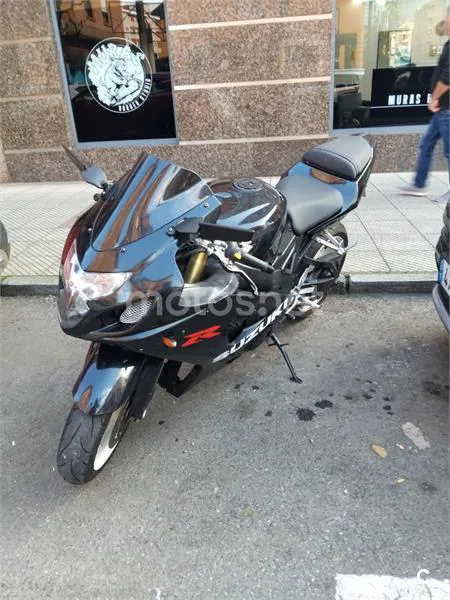 Suzuki GSX R600 – Vista 5