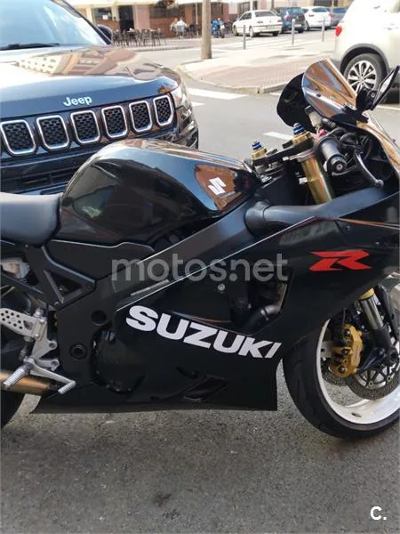 Suzuki GSX R600 – Vista 9