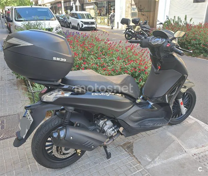 Piaggio Beverly 300 – Vista 3