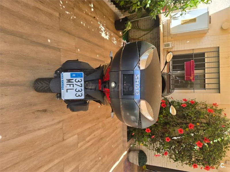 Piaggio MP3 – Vista 4