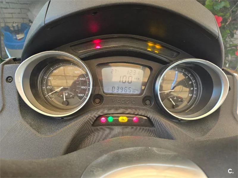 Piaggio MP3 – Vista 5