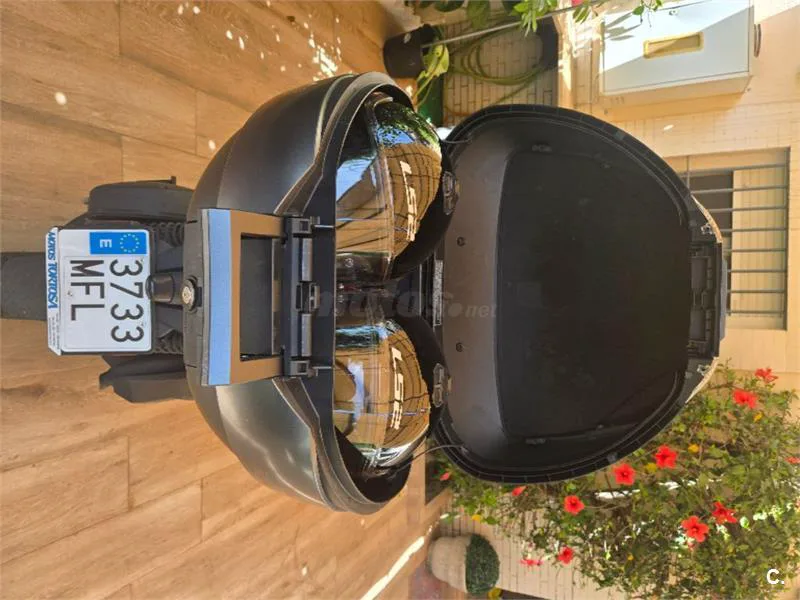 Piaggio MP3 – Vista 6