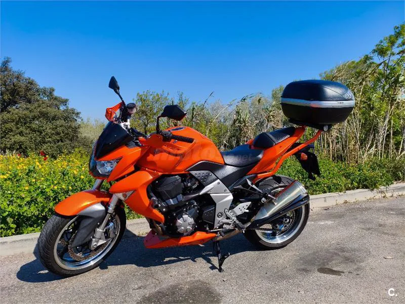 Kawasaki Z1000 – Vista 2