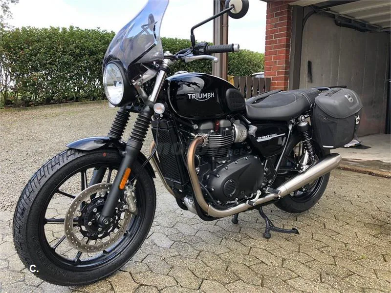 Triumph Street Twin – Vista 3