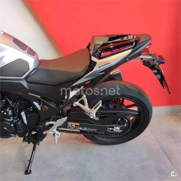 Honda CB 750 Hornet – Vista 15