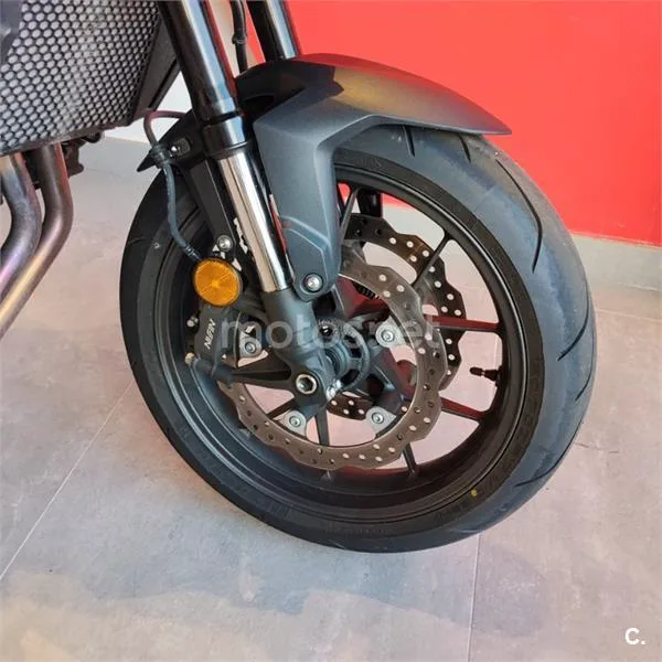 Honda CB 750 Hornet – Vista 7