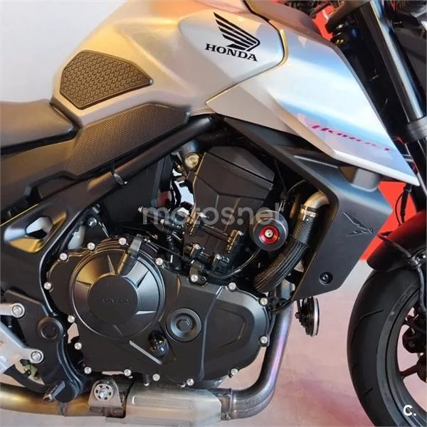 Honda CB 750 Hornet – Vista 9