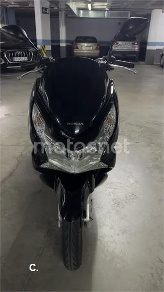 Honda PCX 125 – Vista 6