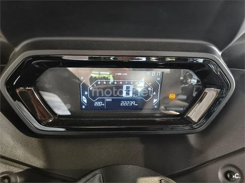 Yamaha XMAX 125 – Vista 3