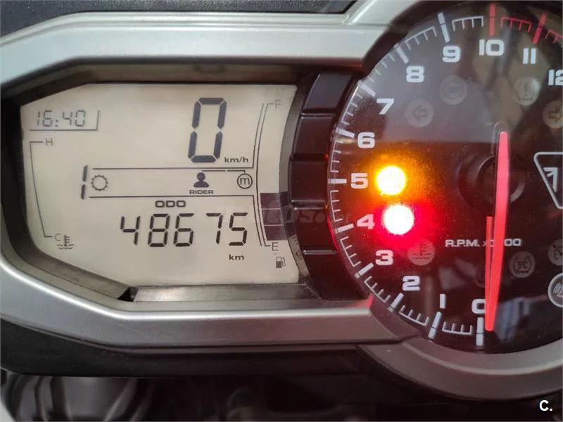 Triumph Tiger 800 XC – Vista 3