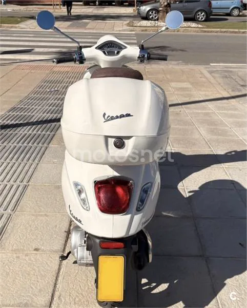 Vespa GTS 125 2700 € 2022 Sevilla - 1