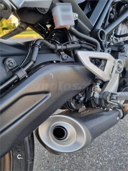 Honda CB 125 R – Vista 4