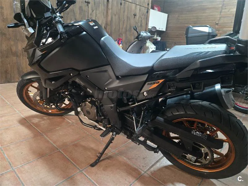 Suzuki V-Strom 1050 – Vista 2