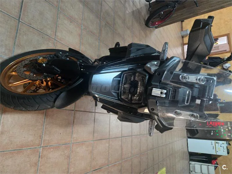Suzuki V-Strom 1050 – Vista 3