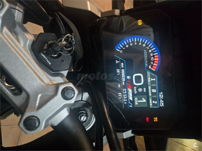 Suzuki V-Strom 1050 – Vista 4
