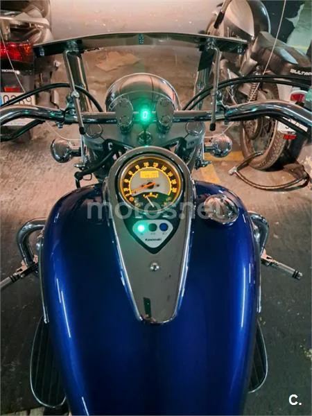 Kawasaki VN 900 Classic – Vista 14